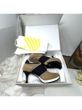 Sneex Womens Beige & Black High Heel Sneakers With Mesh & Suede Details Elastic